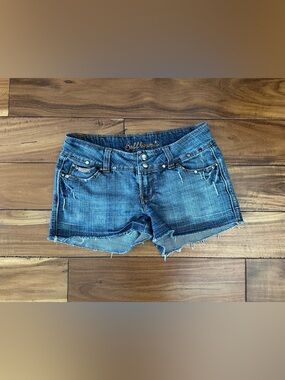 Bubblegum Y2K Studded Denim Shorts Size 7/8